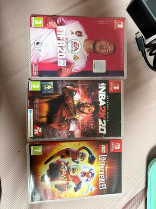 Nintendo Switch Lite + Custodia + 3 Giochi + cover