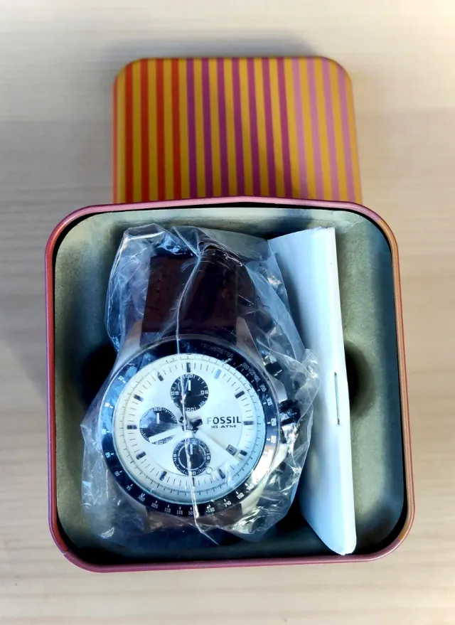 Reloj Fossil Cronógrafo Marrón, Hombre.