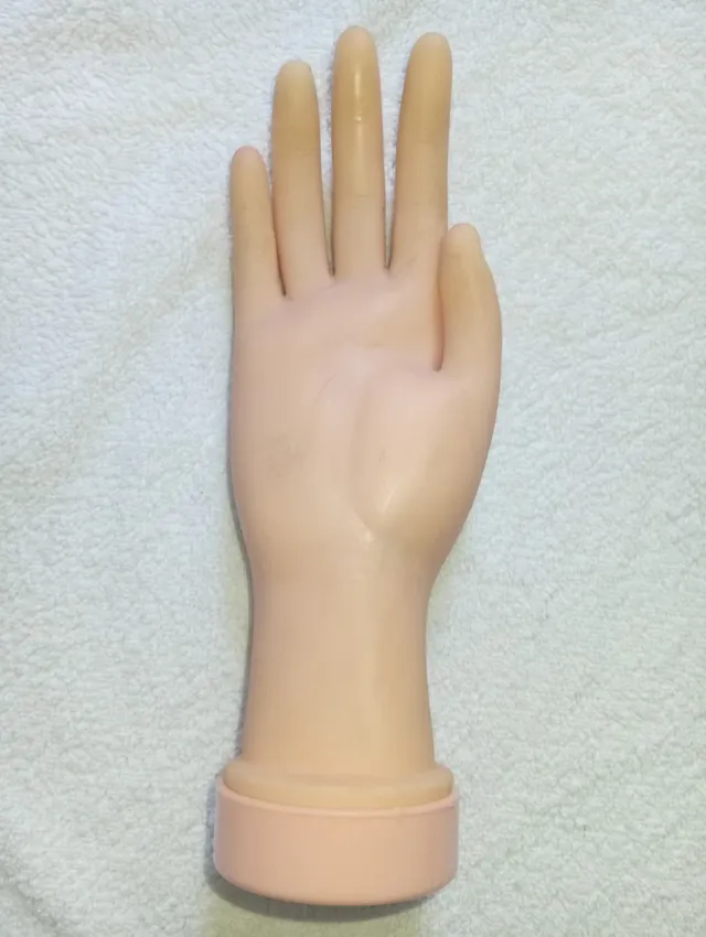 Mano de manicura práctica