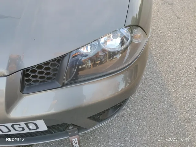 Pulido de faros de coche