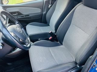 TOYOTA YARIS HYBRID ACTIVE 2017