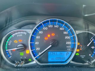 TOYOTA YARIS HYBRID ACTIVE 2017