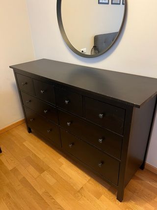 Cómoda Hemnes 8 cajones negro-marrón 160x96cm