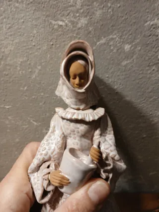 Statua S. Massidda con marca e firma