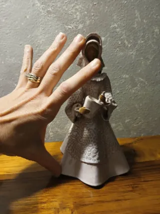 Statua S. Massidda con marca e firma