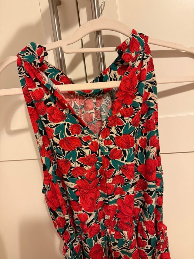 Vestido floral rojo y verde