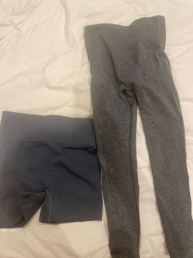 Conjunto deportivo mujer: mallas y shorts