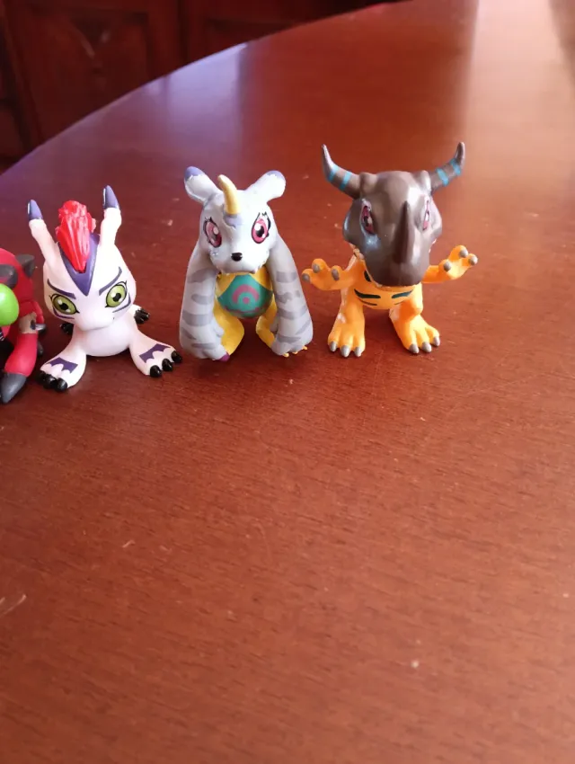 Figuras Digimon