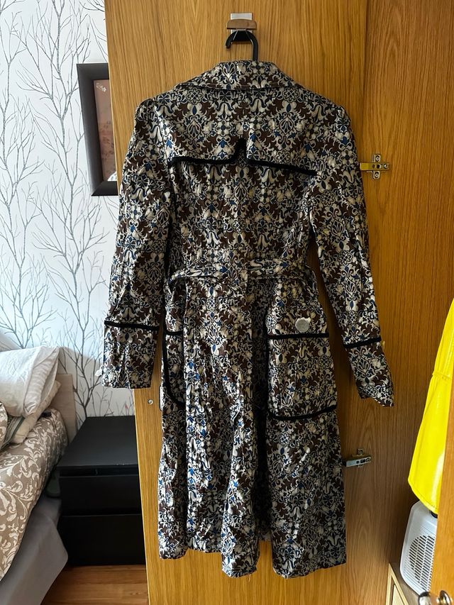 Gabardina mujer con estampado nueva talla s