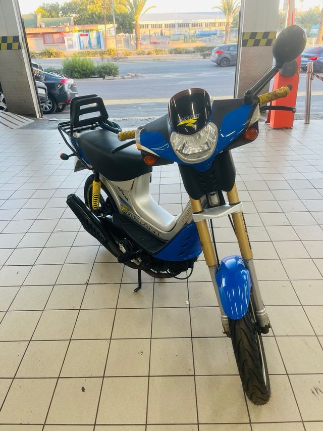 Derbi Variant Revolution Start 3