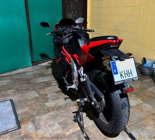 Moto Goes Gp125 Roja y Negra