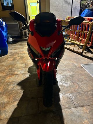 Moto Goes Gp125 Roja y Negra