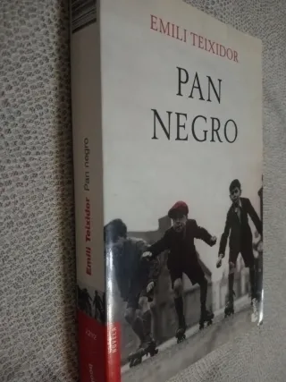"Pan negro" -Emili Teixidor=3+regalo
