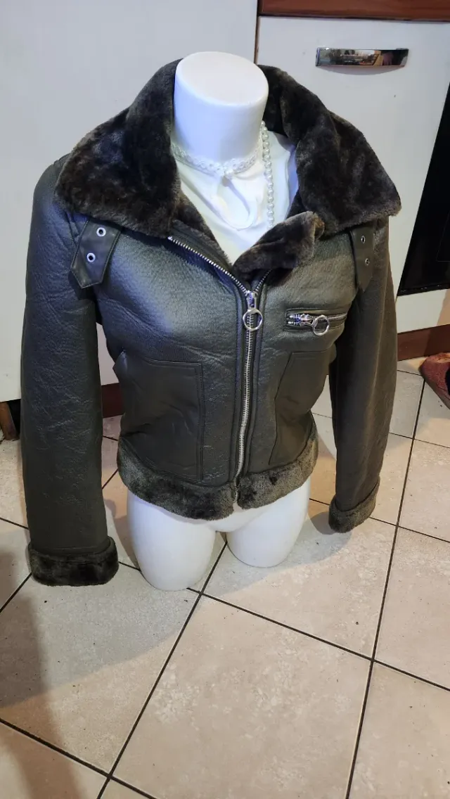 Giacca donna ecopelliccia verde chiodo L