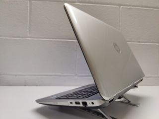 HP Intel i5 Radeon 2GB SSD 240GB Ram 8GB Borsa