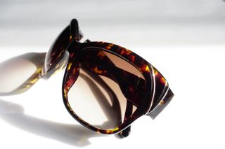 Gafas de sol Celine vintage tortuga y oro