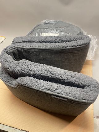 Cama Perro Lionto Reversible S Gris