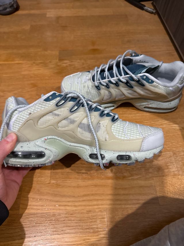 Nike Zapatilla Beige y Verde