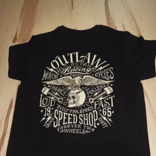 HACEMOS ROPA PERSONALIZADA.