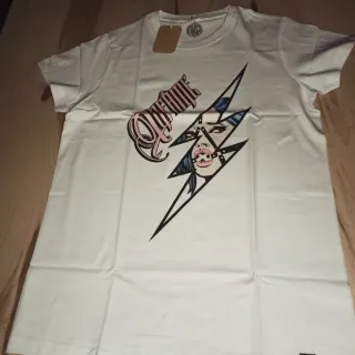 HACEMOS ROPA PERSONALIZADA.