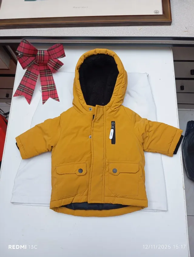 Chaqueta bebé 3 meses mostaza