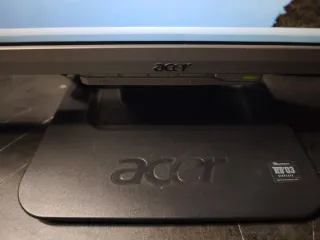 Monitor LCD Acer 19 1916A VGA con adaptador a HDMI