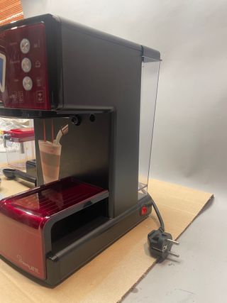 Cafetera Breville PrimaLatte Roja