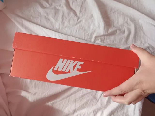 Caja Nike Nueva