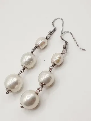 Orecchini pendenti donna perle bianche