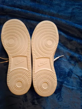 Nike Ebernon Low Blancas Talla 40