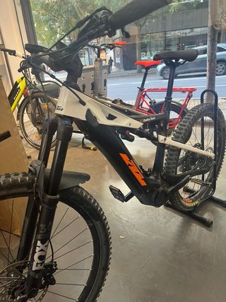 Bicicleta Carb Eléctrica KTM Macina Kapoho Master