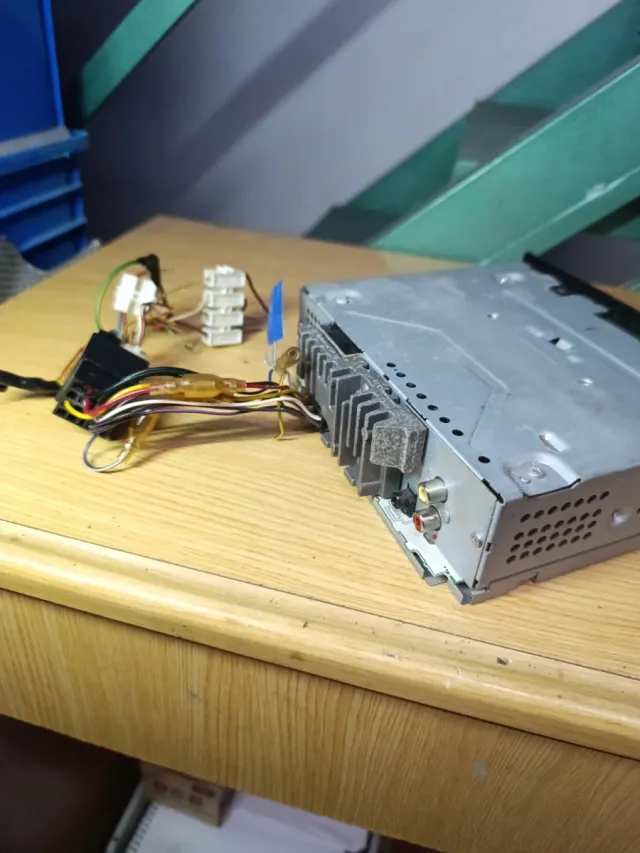 Radio CD Pioneer DEH-1600UB