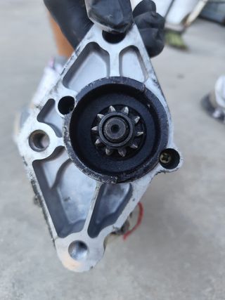 Motor de arranque Kia Carnival