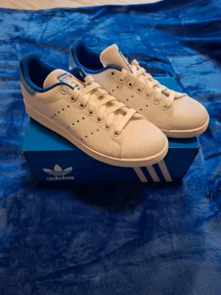 Adidas Stan Smith Blancas y Azules