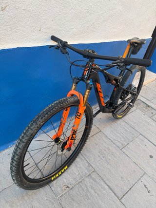 Bicicleta KTM Scarp Master.