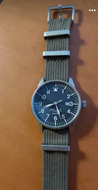 Kienzle Aviator Reloj Negro Correa Marrón