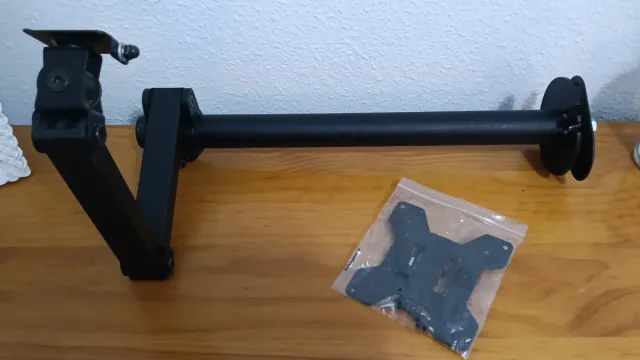 Brazo Soporte Monitor Negro