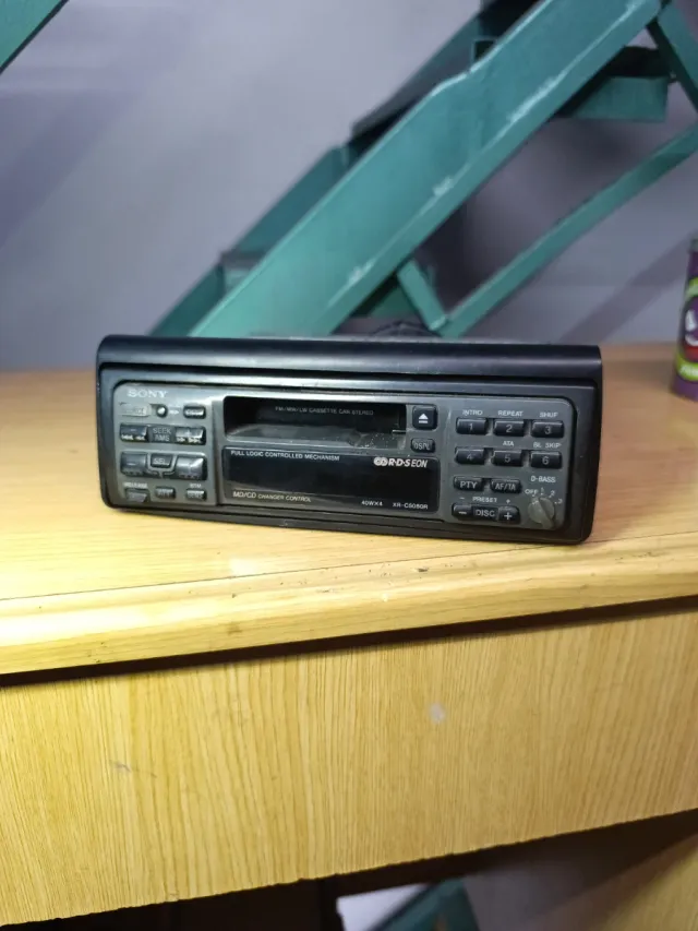 Radio Cassette Sony XR-C5080R 40x4