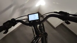 Bicicleta híbrida eléctrica
