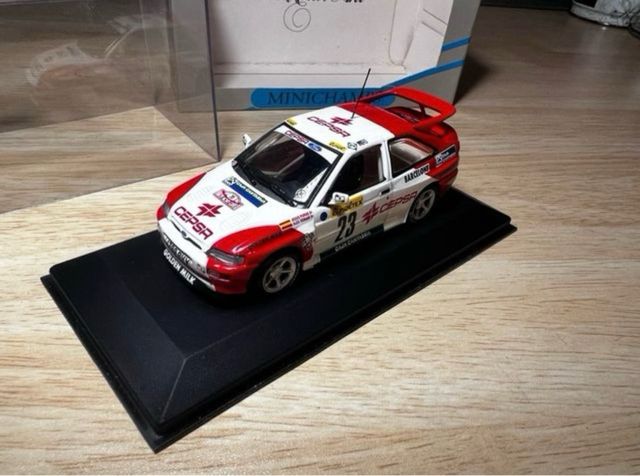 Ford Escort RS Cosworth Minichamps 1:43