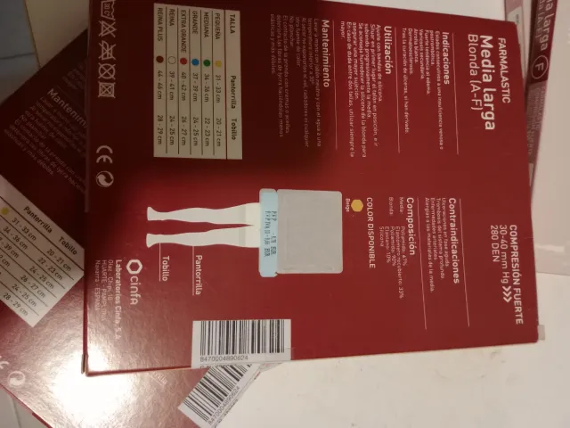 Medias Farmalastic Compresión Fuerte,son 3 pares