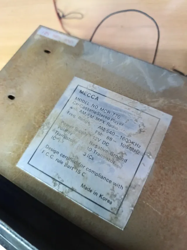 Radio Cassette Coche MECCA AM/FM