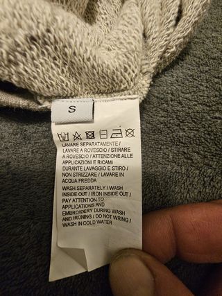 Felpa Pinko grigia con strass