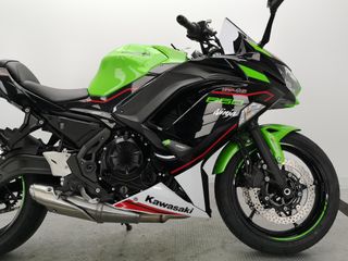 KAWASAKI NINJA 650 2022 33712 kms.