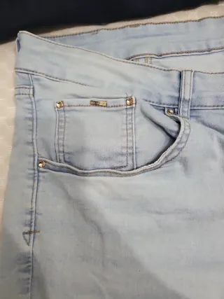 Conjunto Blusa Azul y Pantalón Pescador