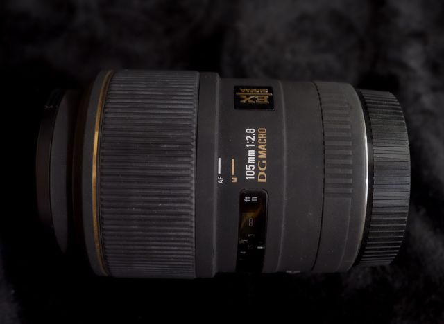Sigma 105mm f2.8 DG EX Macro Canon EF