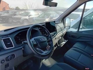 Ford Transit Furgon 350 BEV L2 RWD 68kWh 135 kW (184 CV)