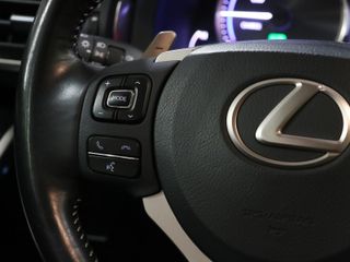 Lexus IS 300h Executive 164 kW (223 CV)