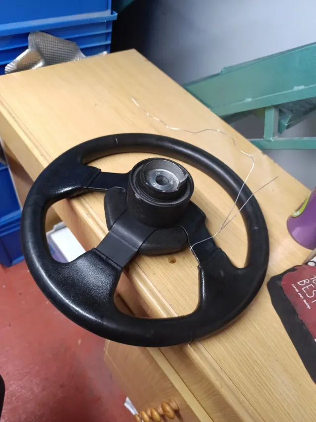 Volante Renault R19 16V / Clio 16V