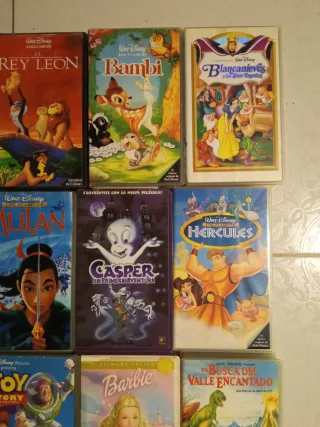 LOTE 14 PELÍCULAS DISNEY VHS VARIADAS
